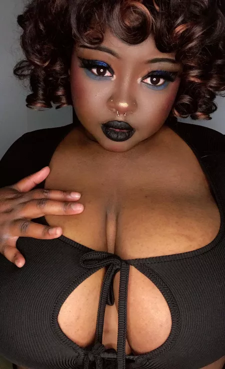 Who wants to ruin my makeup? by chubbioppai