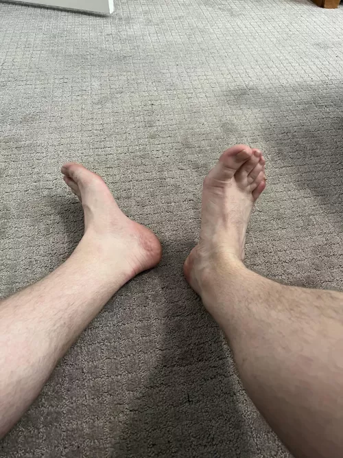 Who wants to see more? by Mikael13249