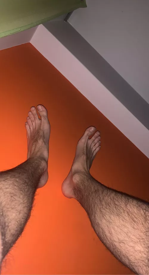 who wants to service me by brooooo2222