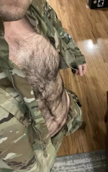 Who wants to service me while I serve the country? by tncub99