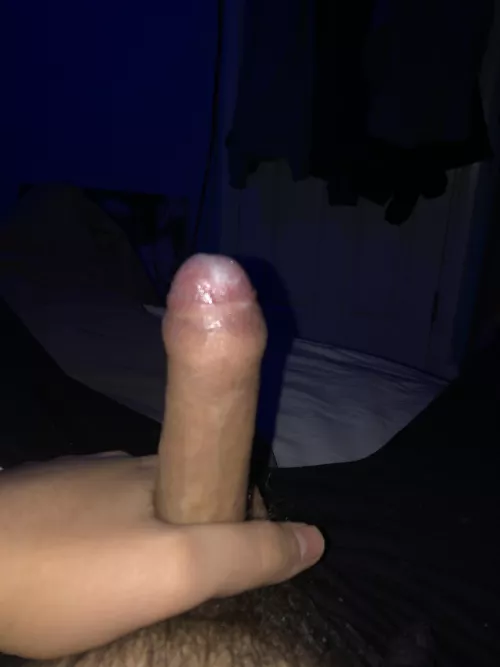 who wants to sit on my small veiny cock [19] by smalldick-lover
