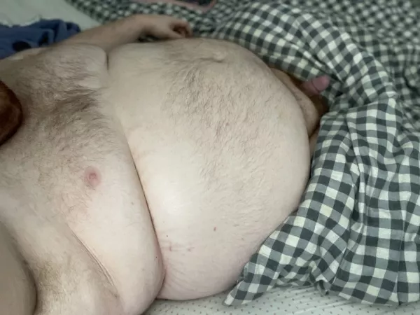 Who wants to snuggle? by snoutmuffin