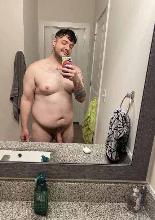 Who wants to spend the night? by shredcoffin