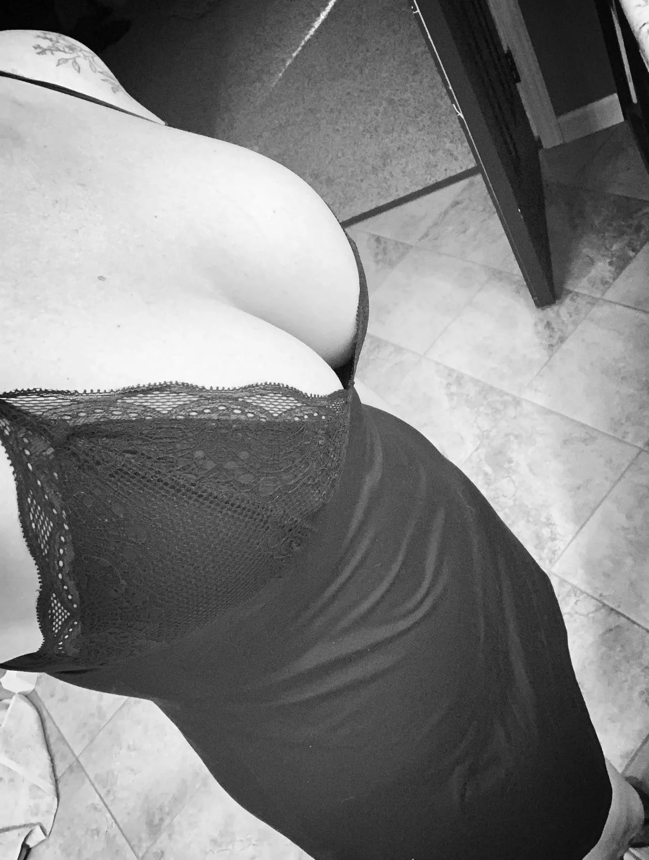 Who wants to wake up next to this?! 😉🖤 posted by LilAndi24