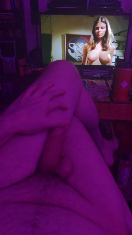 Who wants to watch 70s porn with me? by Thorsday_Addams89