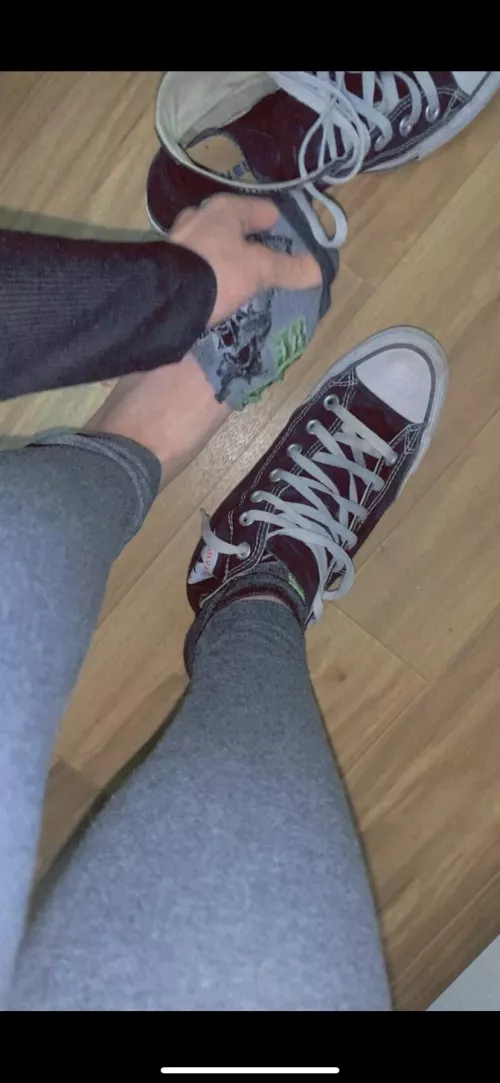 Who wants to watch me take off my sweaty socks after working all day 😋🧦 DM for some fun! by PrincessLori