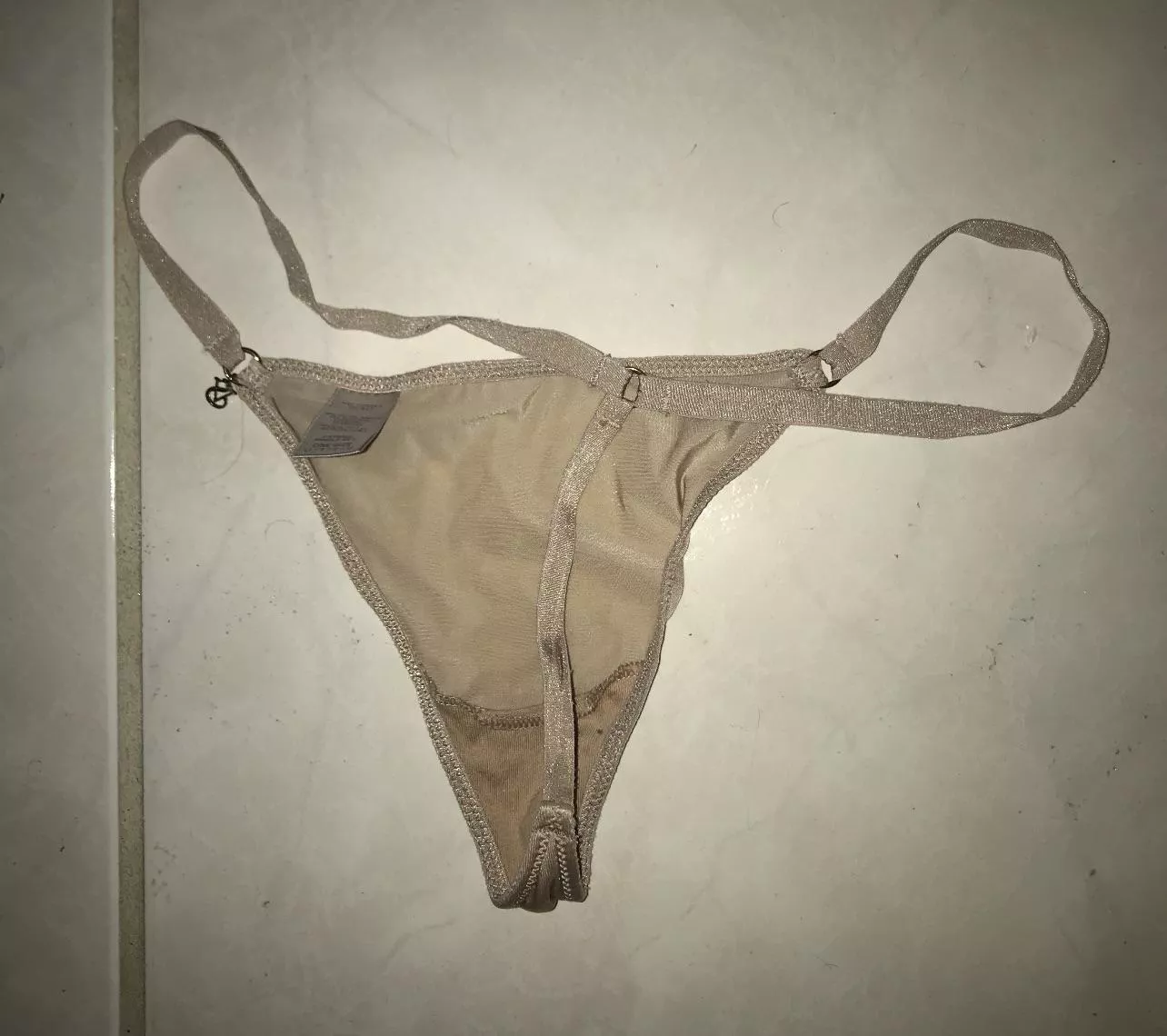 Who would like to jerk off with one of my mom’s thongs? posted by raider_99