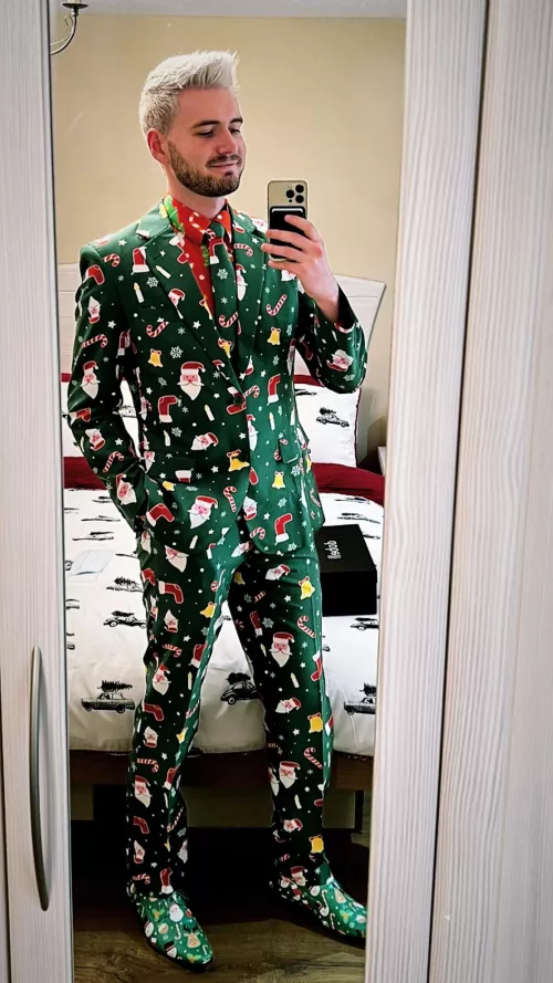 Who would you prefer to come down your chimney - Santa or me? by awitlesssir