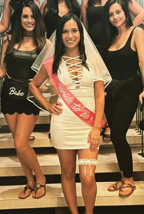 Who ya got? by AwkwardlyComfy69