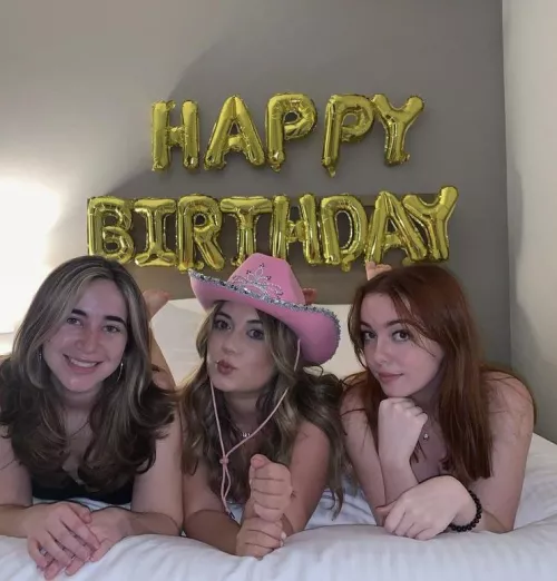 Who you getting in bed with [3] by kingsavage678