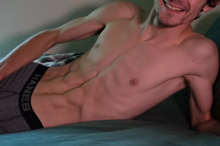 Who’d like to join me on this comfy bed?? by kylethundercheeks