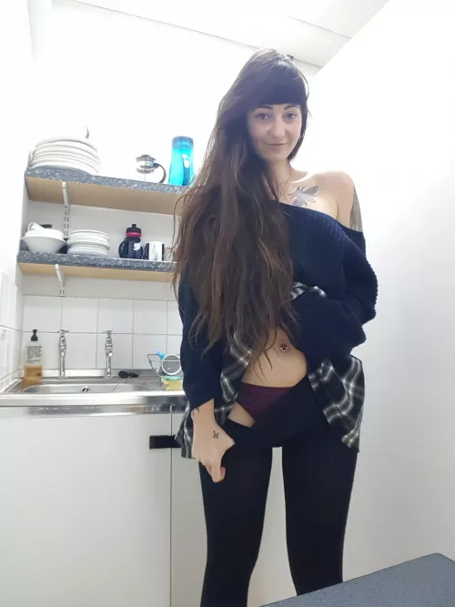 Whoever cums first has to do the washing up 💦 [f] by Scarlet-is-here