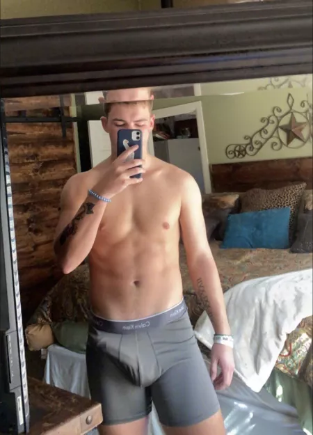 Who’s a fan of big dick jocks? by thatonestud2