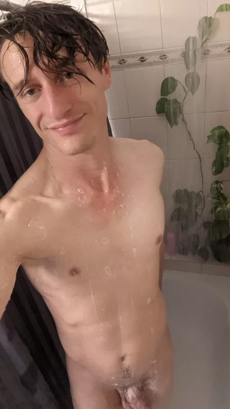 Who's coming to lather me up? I need a hand washing the back 😏 by jamesnikko1