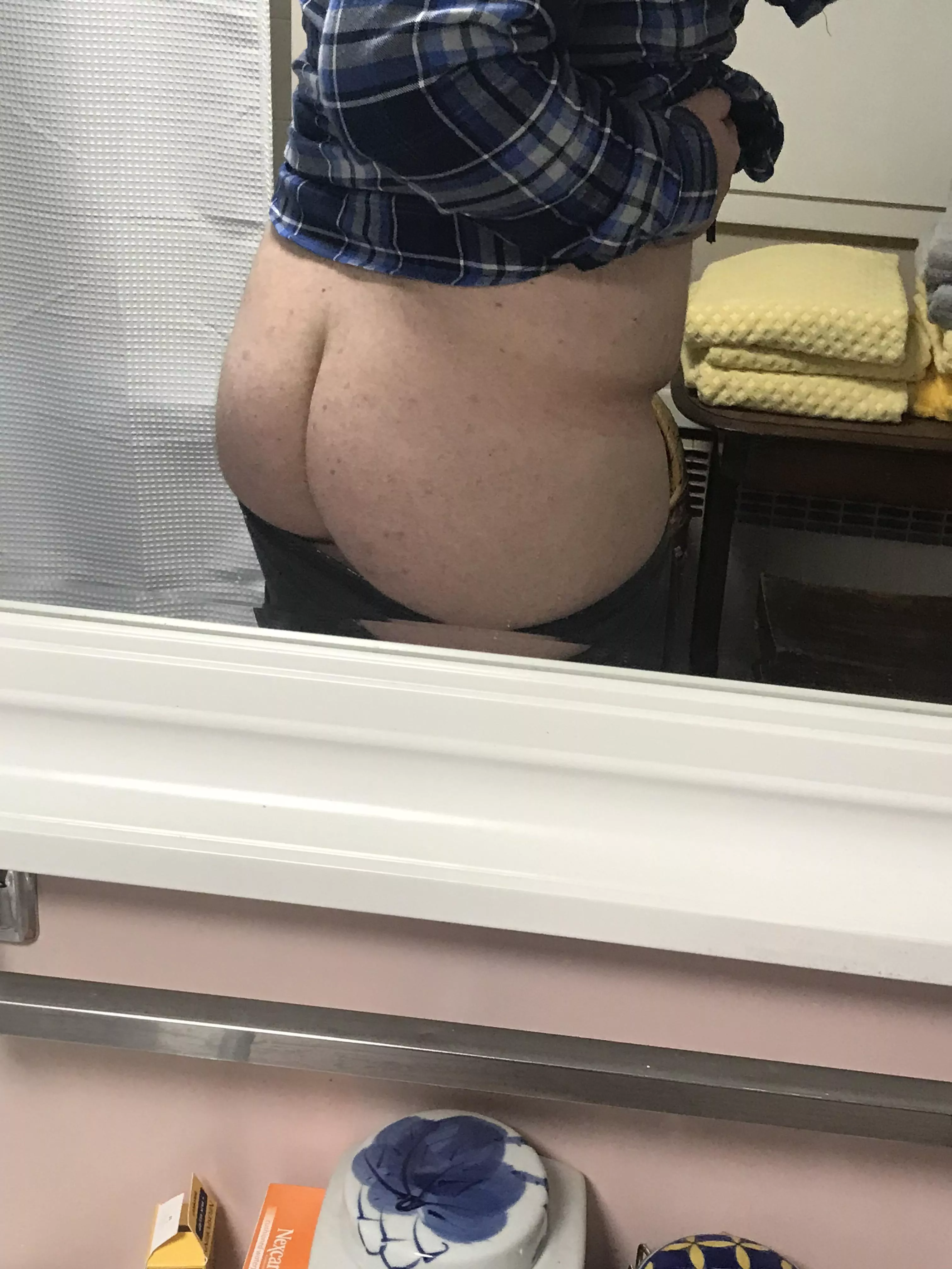 Who’s cumming over? (23) posted by BigLar027