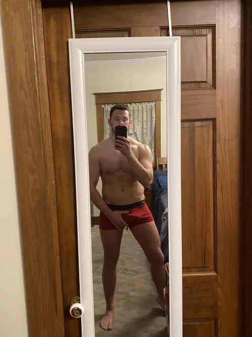 Who’s favorite color is red? by muffneater3322