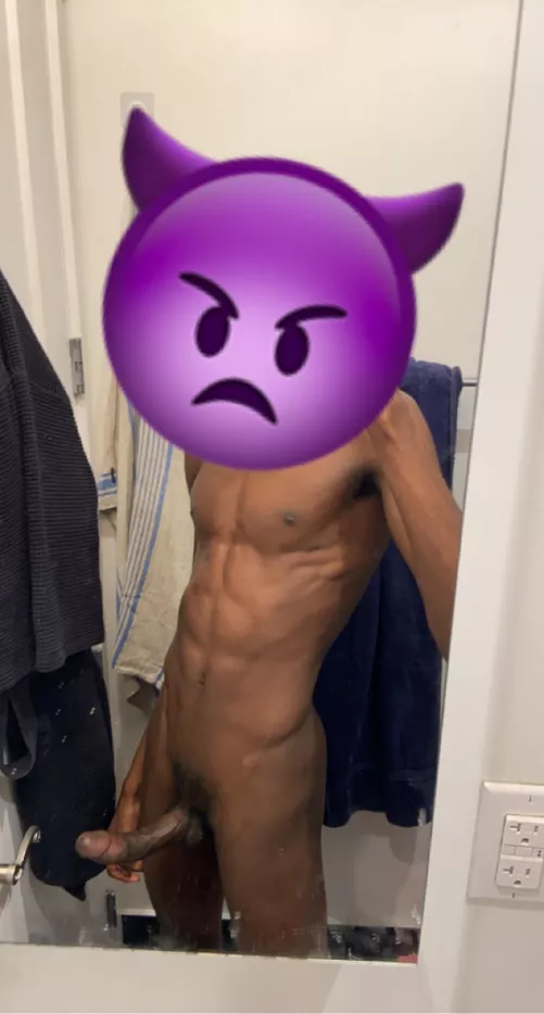 who’s getting on their knees first? 🤔 by utr_bbc