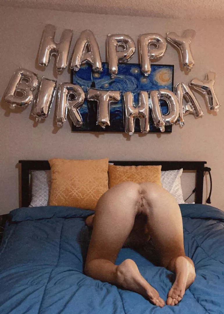 Who’s going to give me the gift of watching her get railed this year? posted by dudebro1107