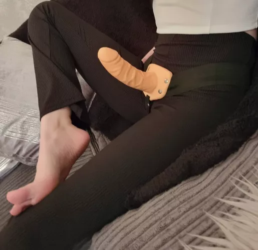 Who's going to have a go at deep throating first? by GoddessFK