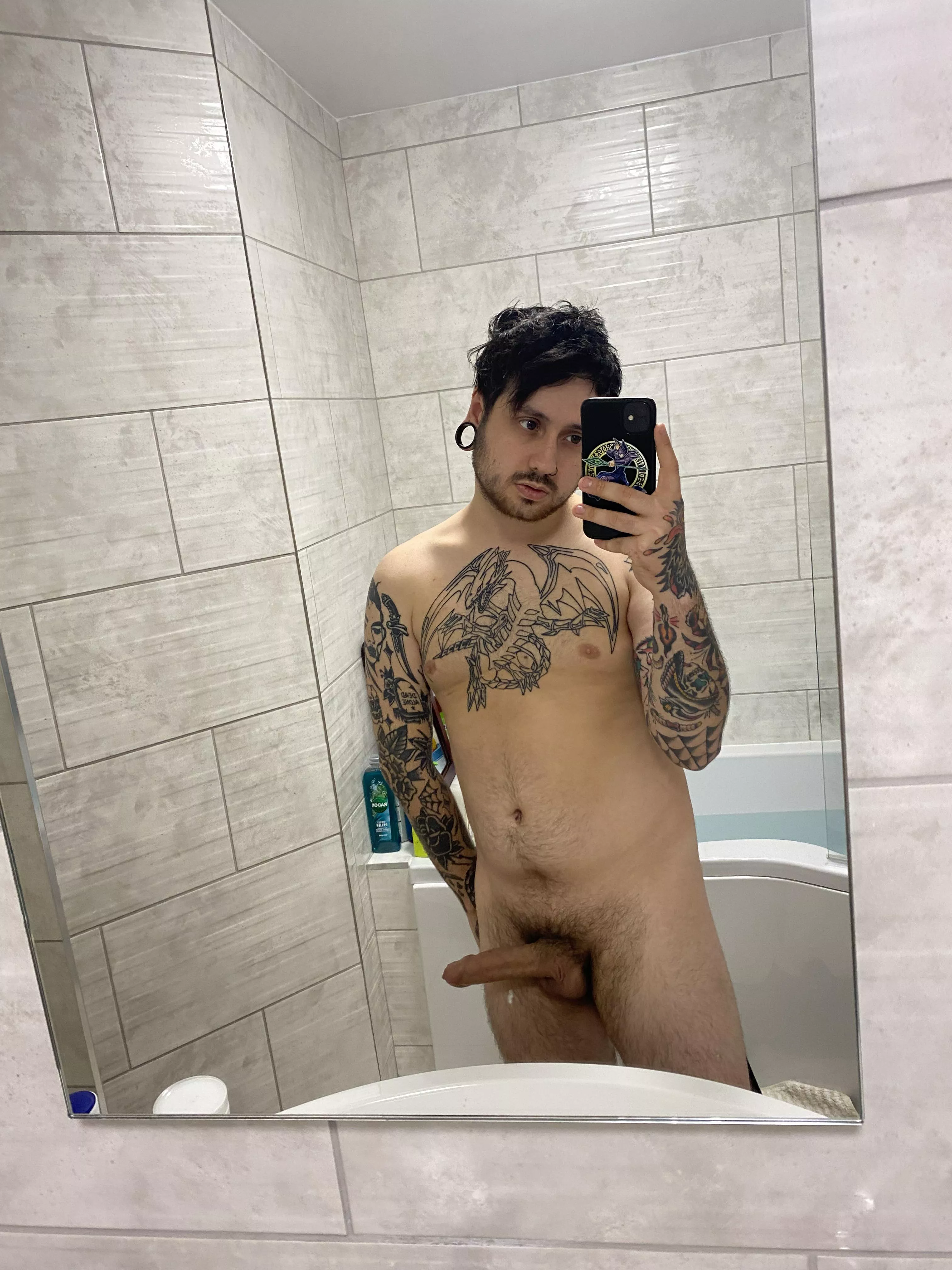 Who’s gonna join me in the bath posted by Jacksixx666