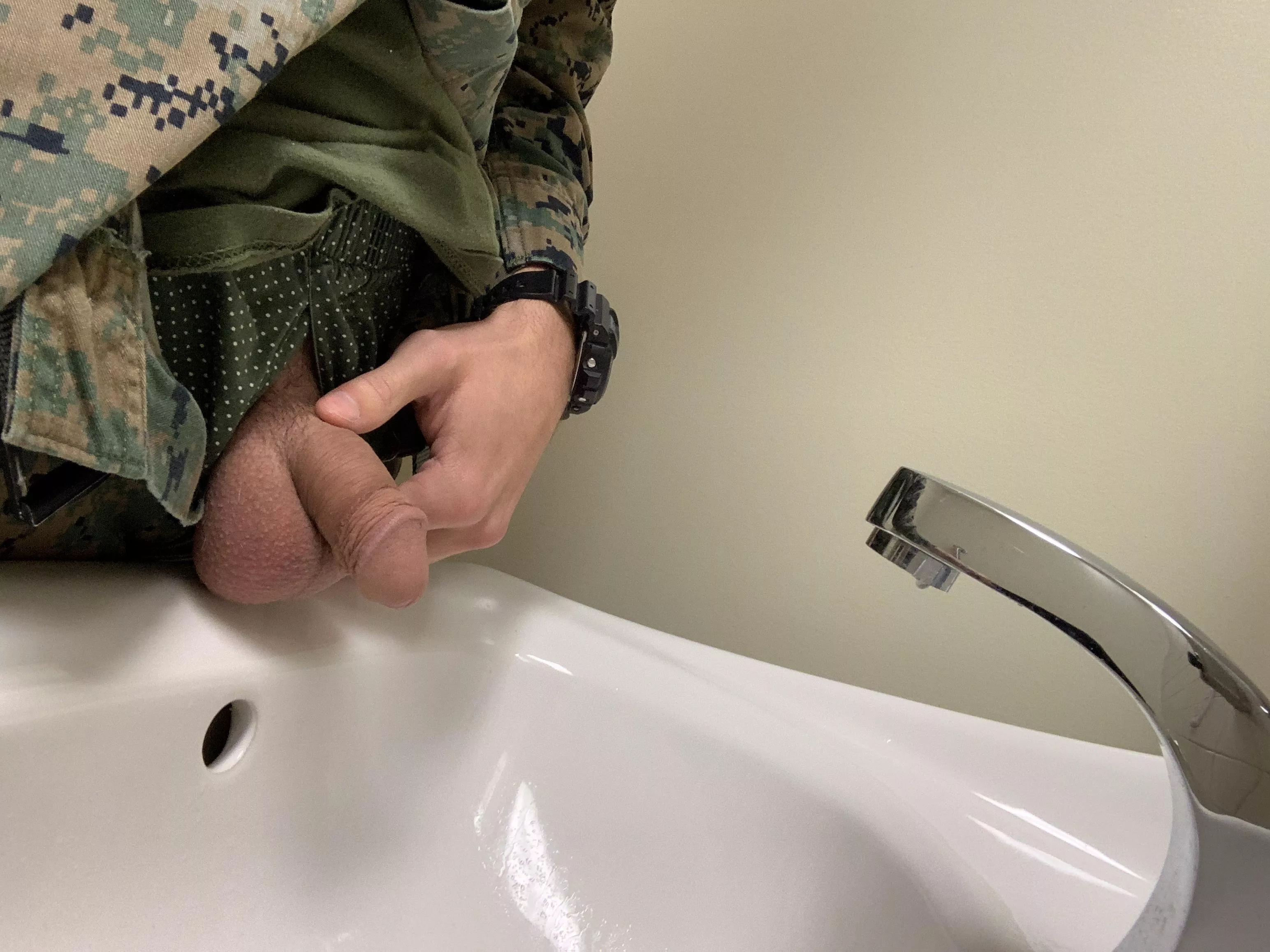 Who’s gonna suck out that last piss drip and clean up this sink posted by No_Nefariousness8990