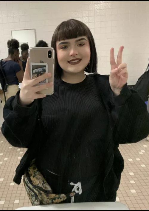 who's having a good day?? by thel1ttlestbunny