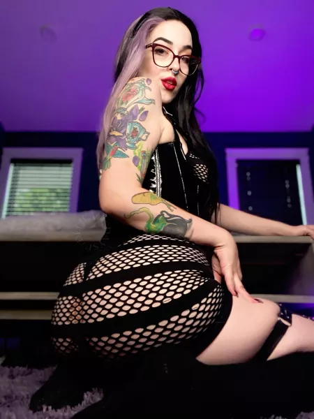 Who’s horny? 😈 by delilahsdays