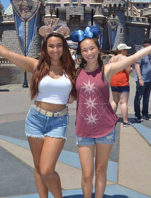 Who’s pita do u like more? Right or left? posted by TurgoLBX