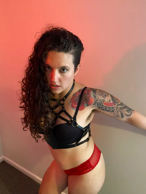 Who's serving me? Speak up and step forward, I have tasks for you my pet. [F] [OC] by QueenRoseFreya