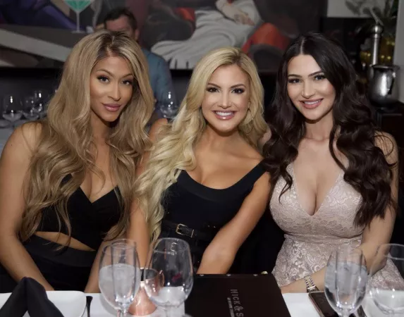 Who’s the wifey? 🤔 by gotemm48