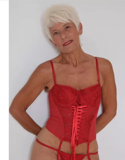 Who’s this beauty? by Rjsx2