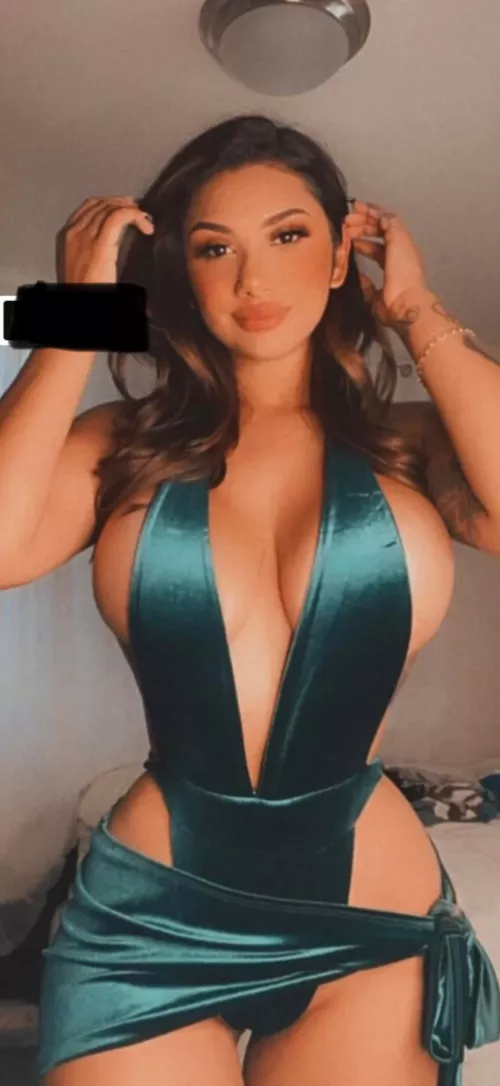 Who's this hottie? by jimmy_roe