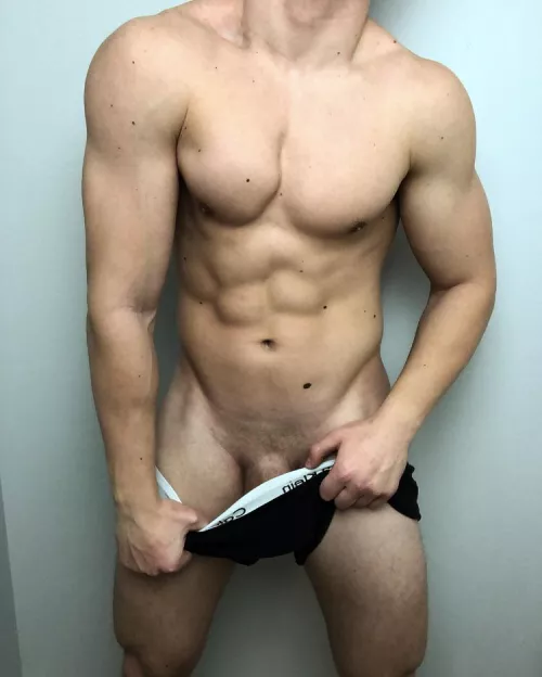 Who’s up? by Lucas-Luke