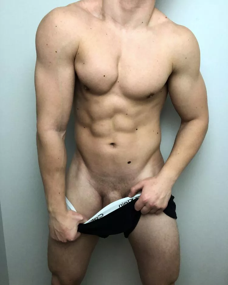 Who’s up? posted by Lucas-Luke