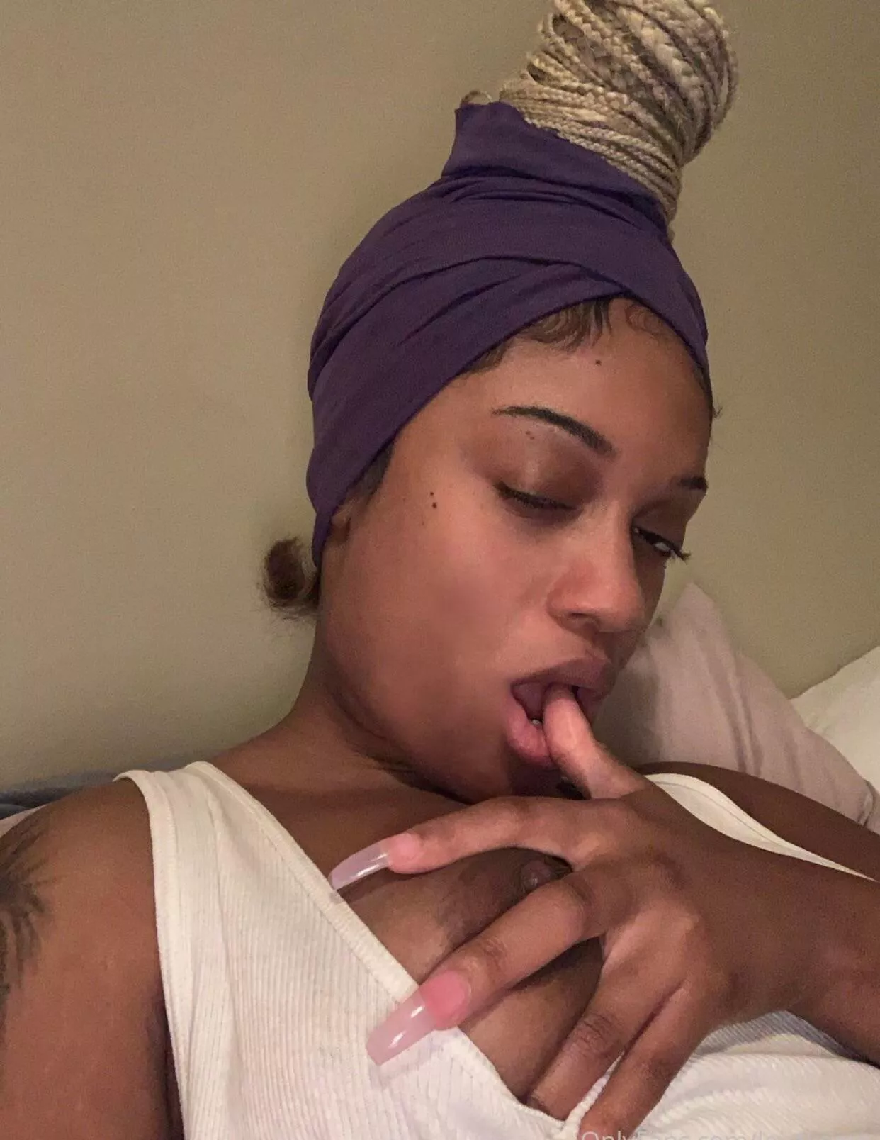 who’s up ? 👅 KIK // FineAssSub posted by FineGhettoSub