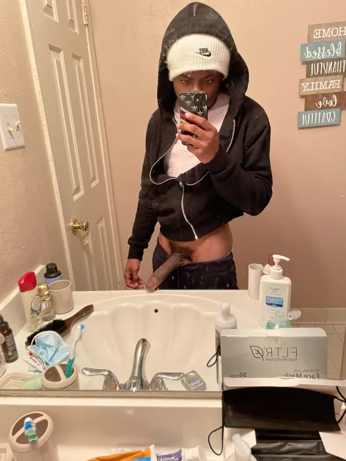 Who’s up by Global_Persimmon