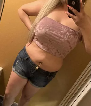 Who’s wants to cum meet me in the fitting room?? 😜🤫🍒 posted by Frisky_Couple69