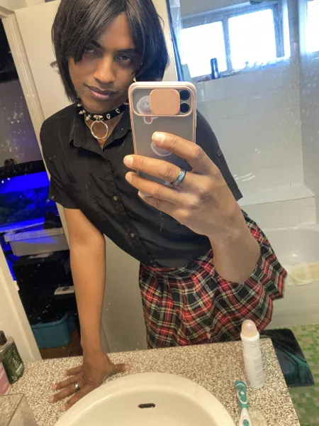 Who’s wants to try and leach me 🖤🖕🏽 by AshlyeTS