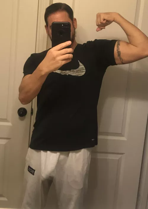 Who’s your daddy? Me, your 54yo dad. by buddytest99