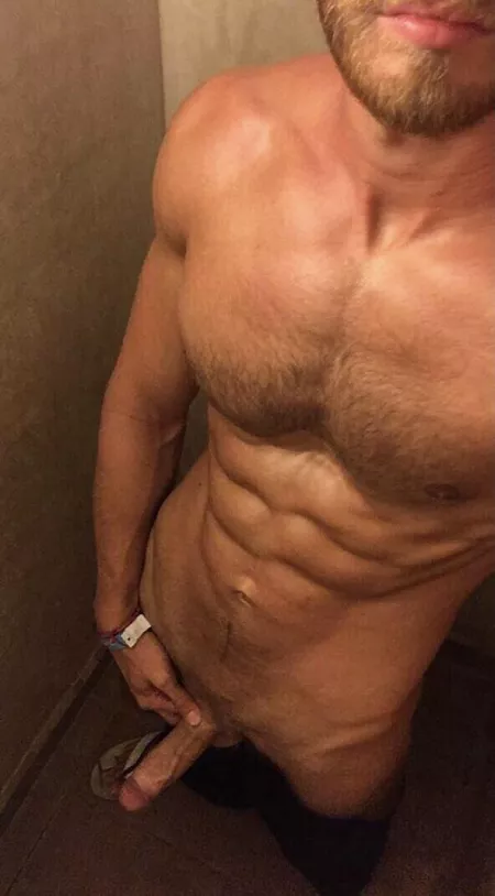 Whose mouth is ready? by Hitch3386