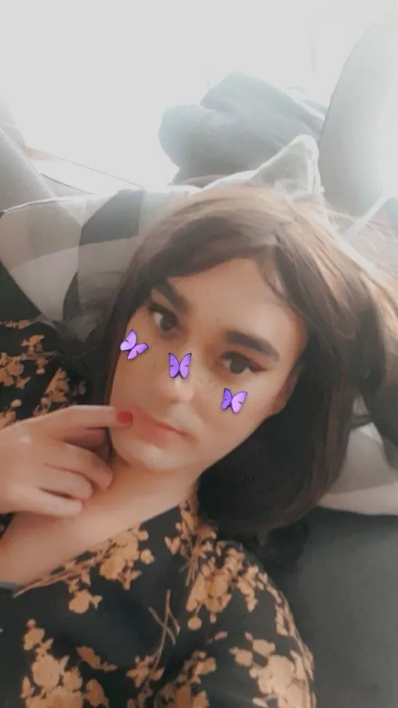 why do i only find masters and gorgeous sissies in the US? I have the impression of being alone and isolated and in France ... no master worthy of what we find in your home ... posted by Clea_paris