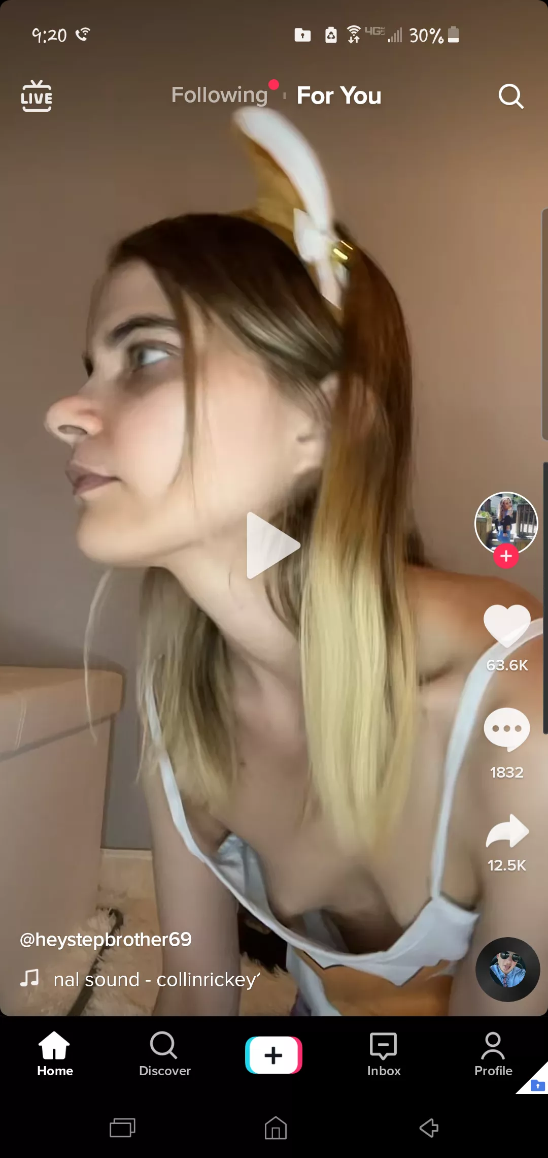 Why does it look like that 😭 posted by ilikeitwet69