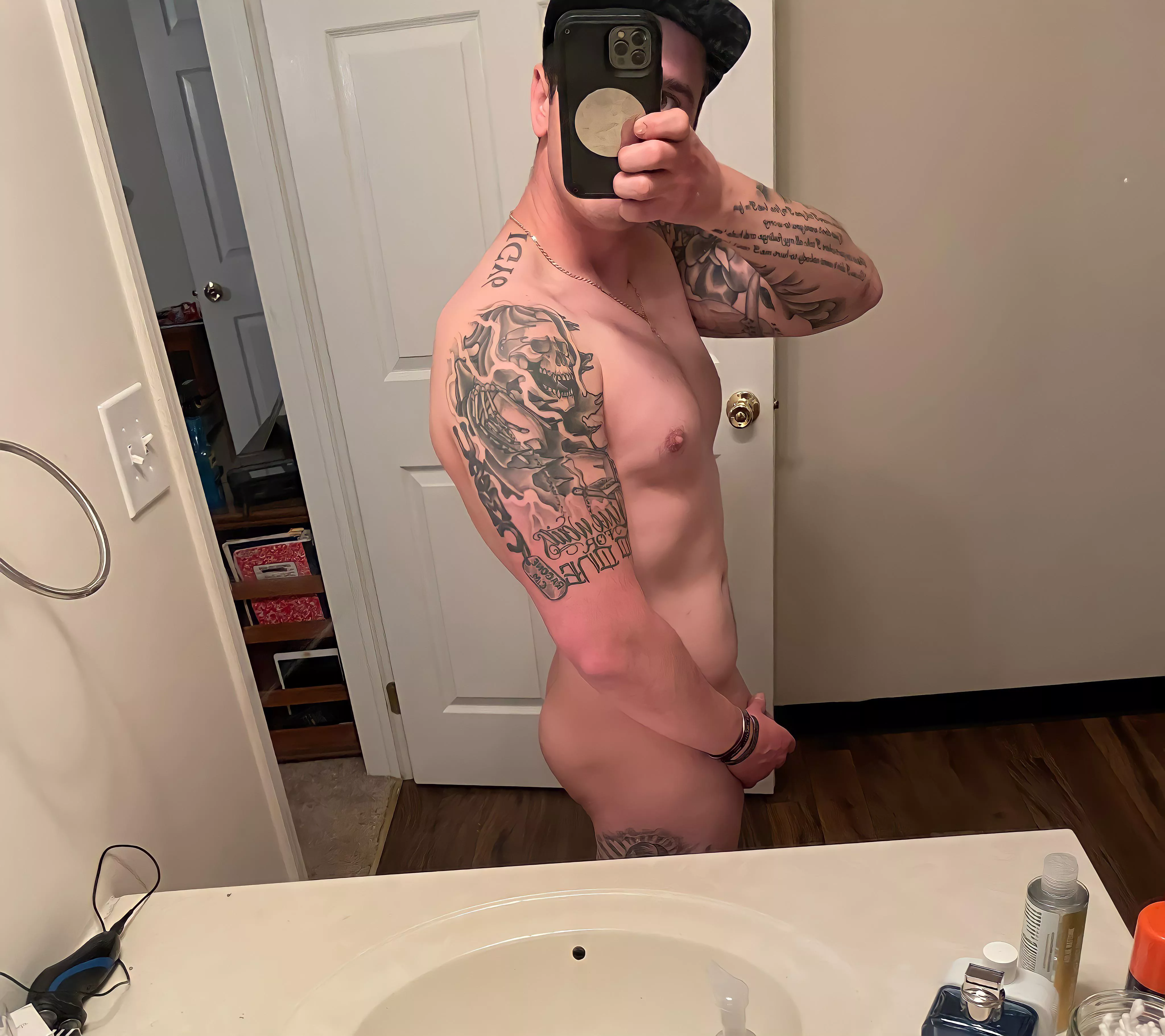 Why is Upstate NY so boring 😭 posted by JackOfAllTribes