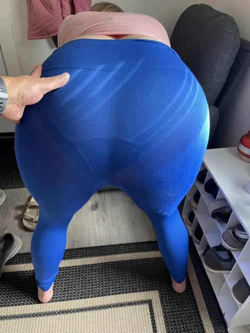 Wife ass by malditoyo