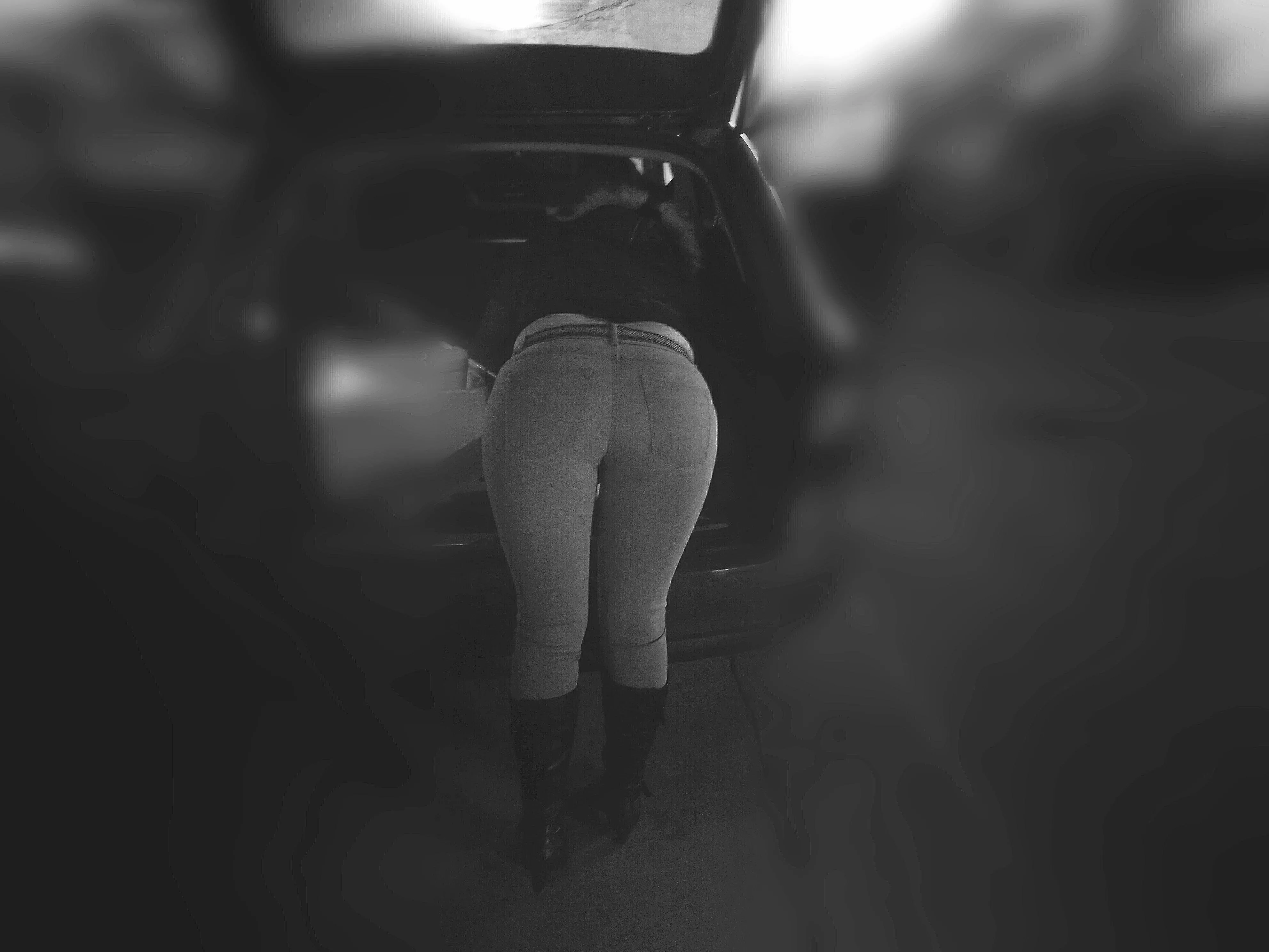 Wife's ass in tight Jeans. posted by Lanapair