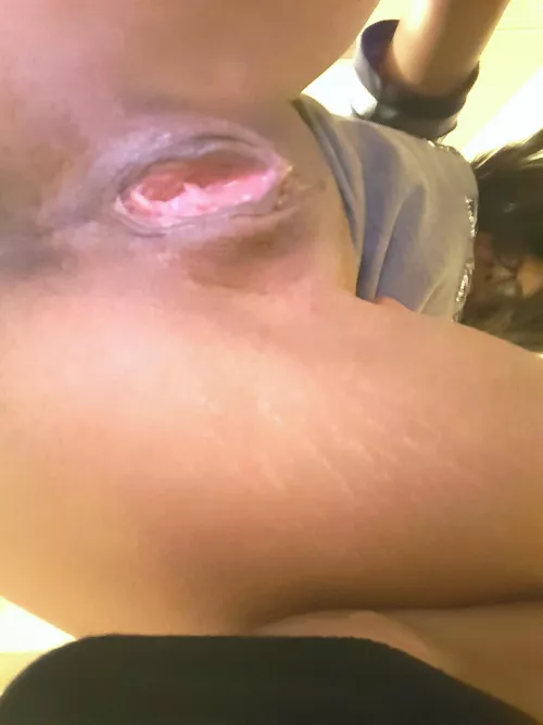 Wife's bald beef wide open by kredog