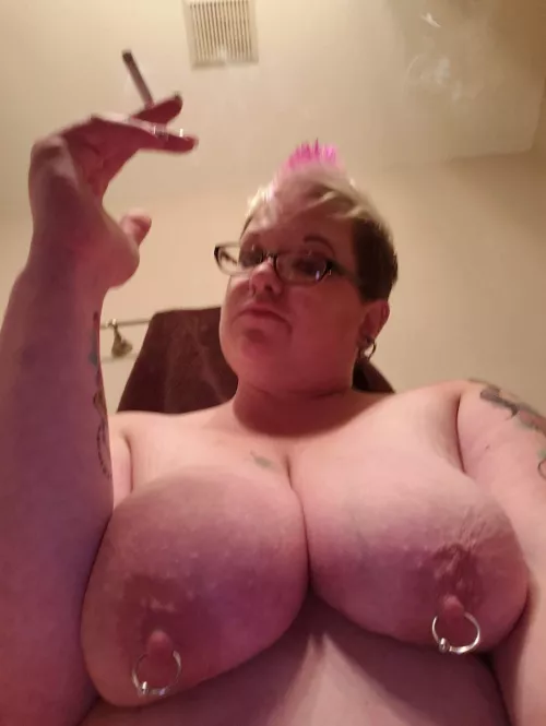 Wifey smoking hir cig with her tits out by Big_Daddy_Russ