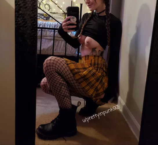 Will flash for pizza by prettyinpunk92