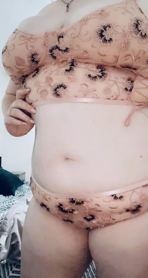 Will you be my Valentine? 👉🏻👈🏻🥰 by HarlowRamsey