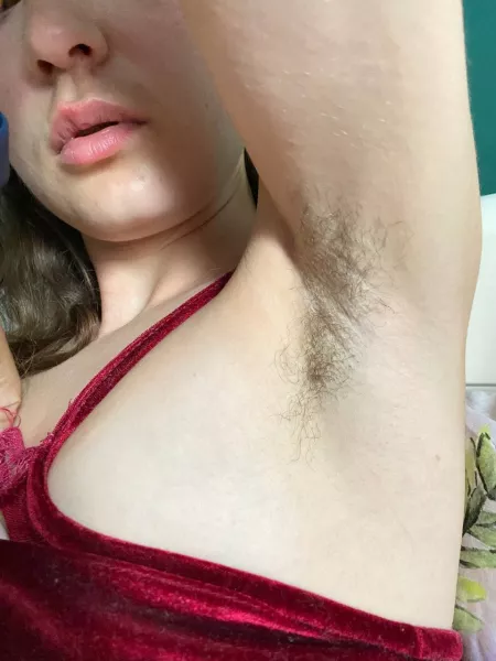 WIll you cum on my hairy armpits? by SexyMissMe